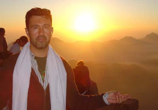 Audiopoesía y Conferencia magistral sobre «Ciencia y Espiritualidad » por Melos Cruz Delgado Melo's Cruz