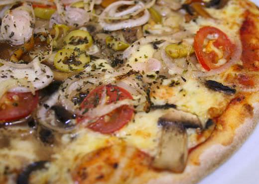 Pizza con masa de coliflor