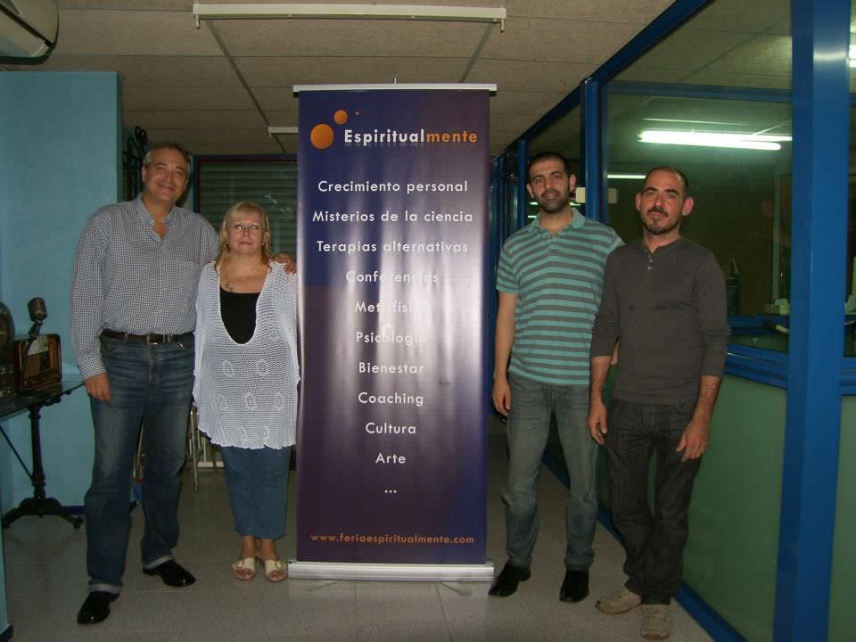 Feria Espiritualmente 2012 en el programa radiofónico «Luces para el alma» de FemRadio (Primera parte)