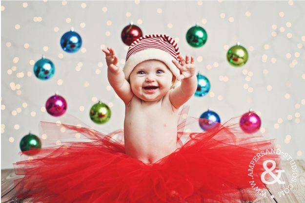 Fotografías de bebés que disfrutan a lo grande en Navidad 1